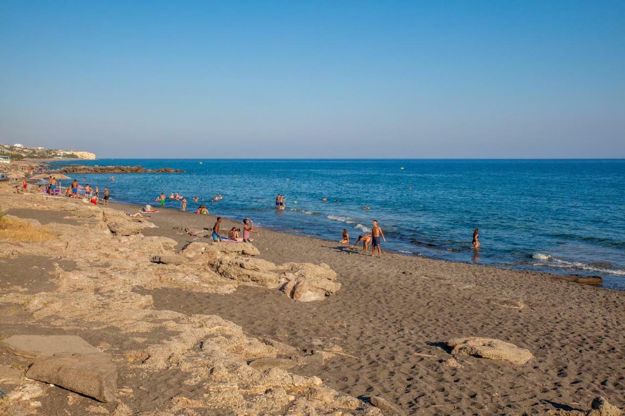 Alley To The Beach Ierápetra Екстериор снимка