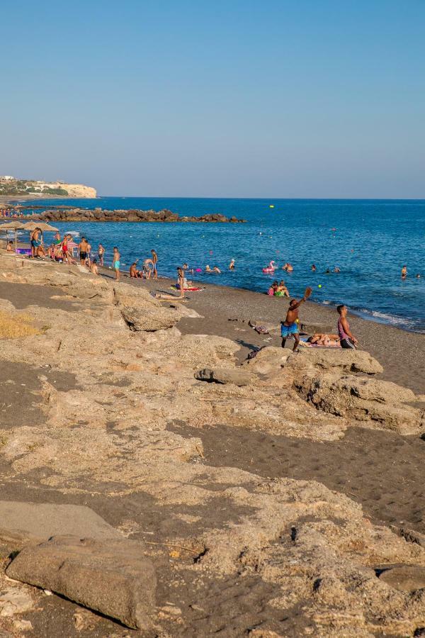 Alley To The Beach Ierápetra Екстериор снимка